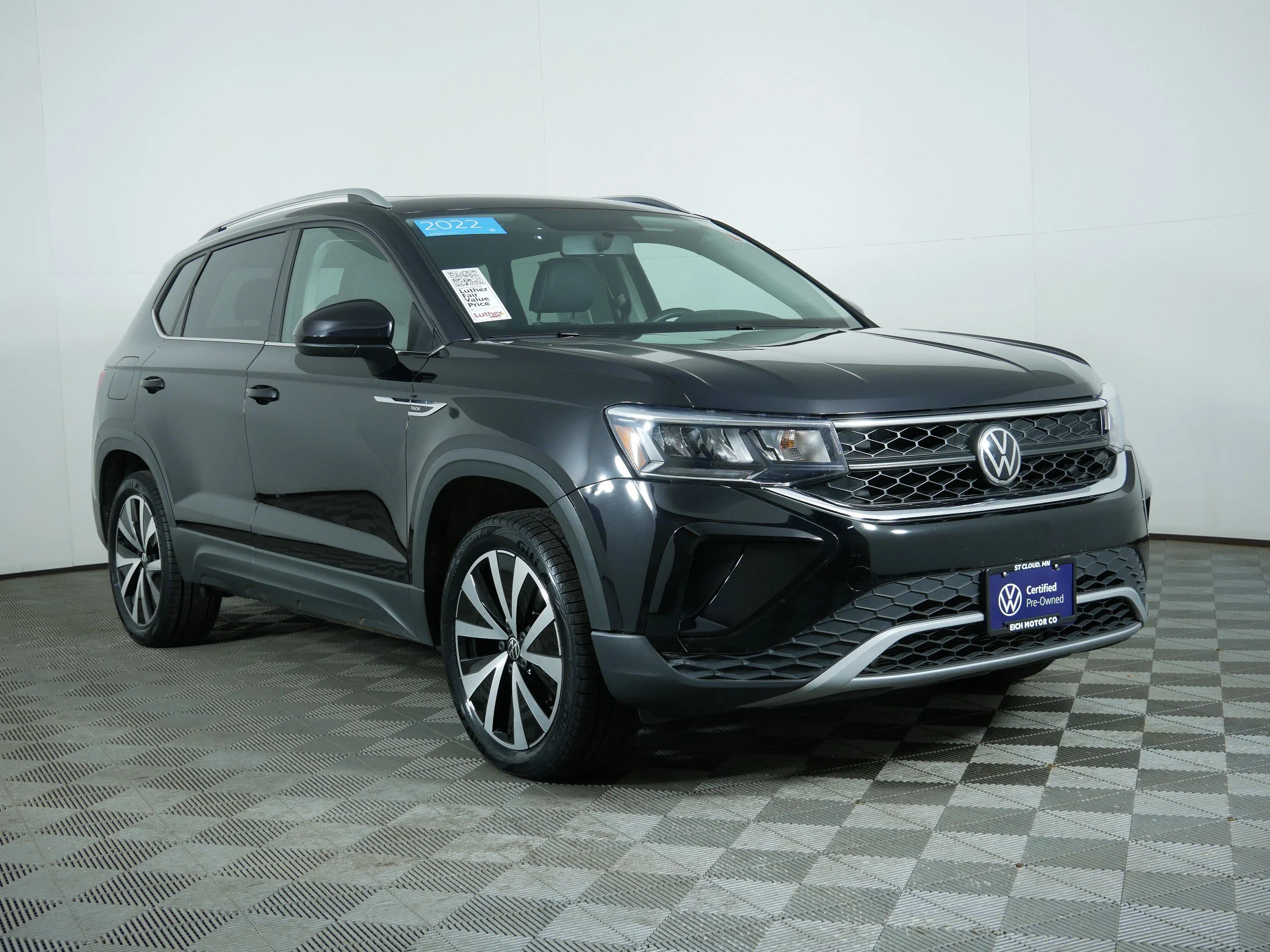 2022 Volkswagen Taos 1.5T SE 4Motion's photo
