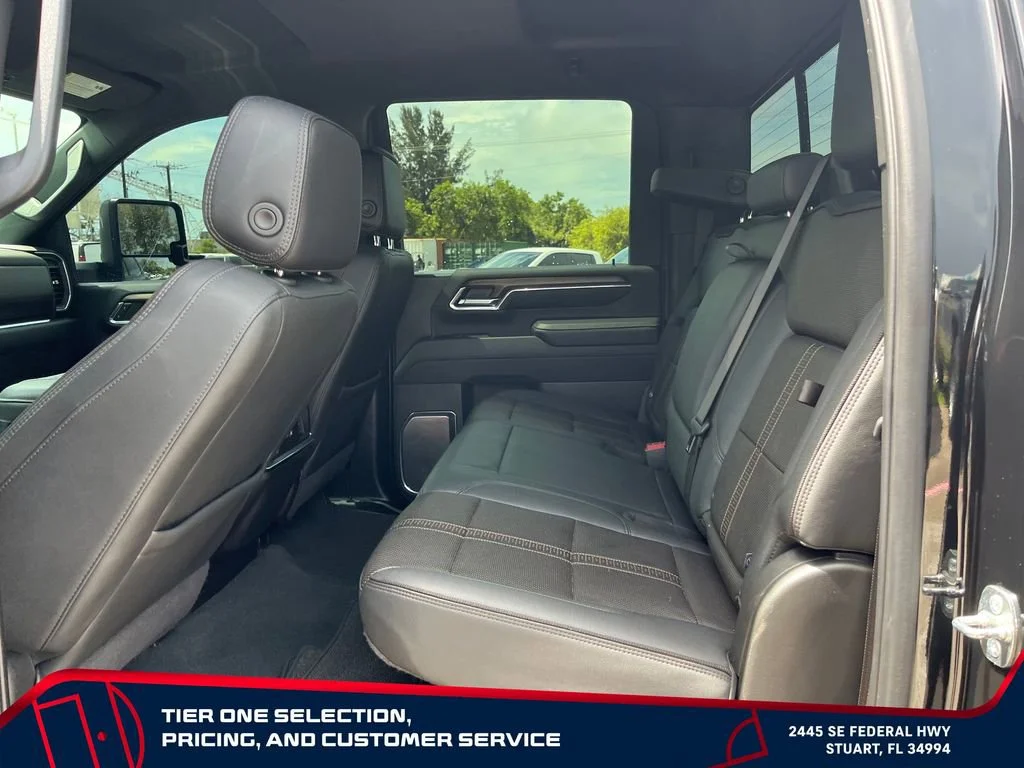 Used 2024 Black Chevrolet High Country image 11