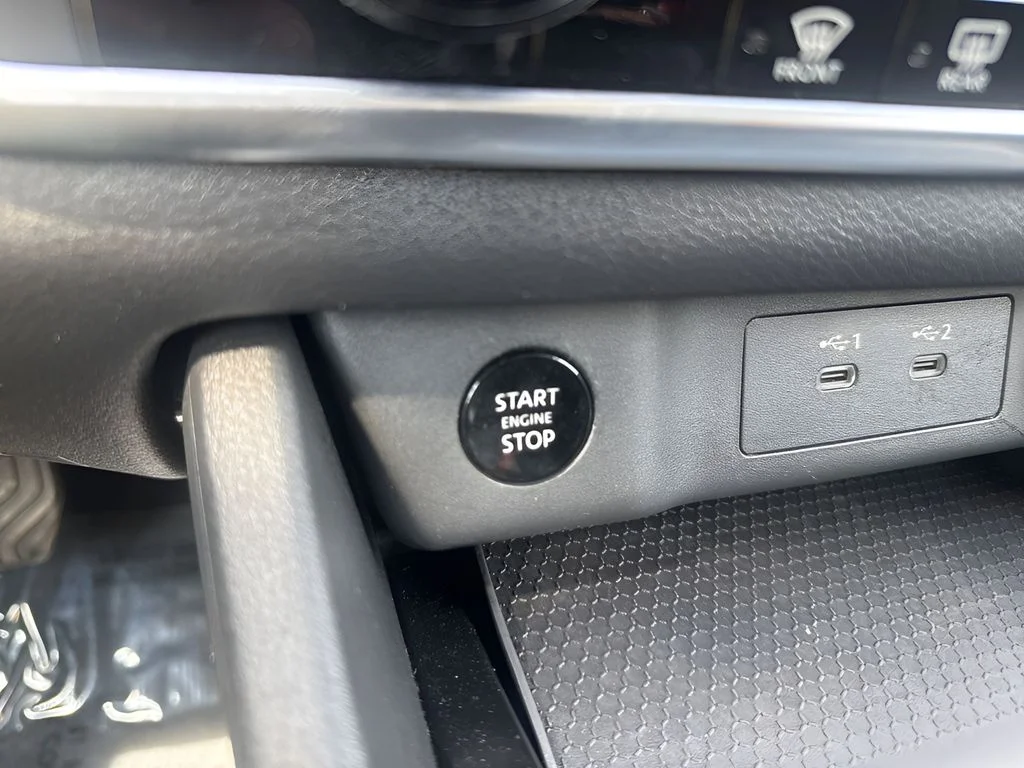 Used 2025 Blue Nissan SV image 20