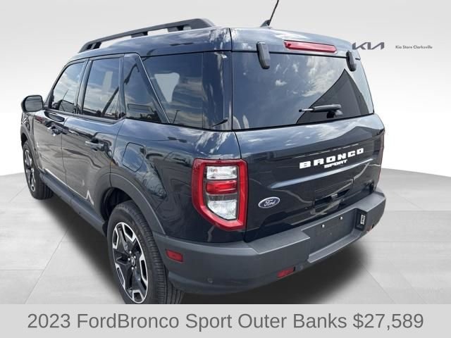Used 2023 Blue Metallic Ford Outer Banks image 6
