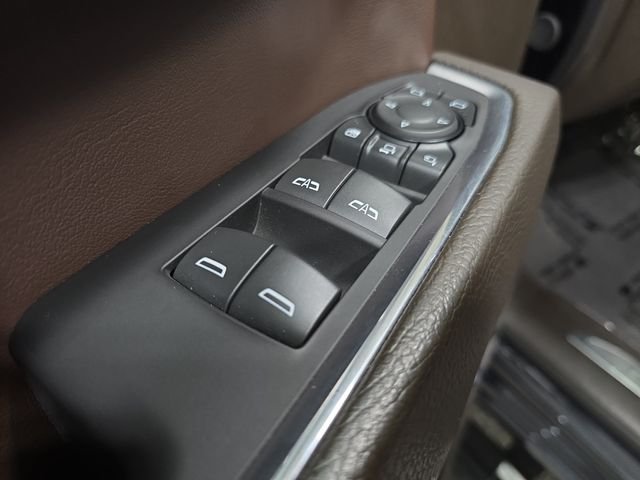 Used 2024 Silver GMC Denali image 27