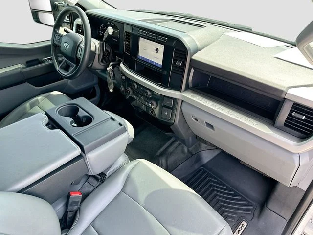 Used 2024 White Ford XL image 26