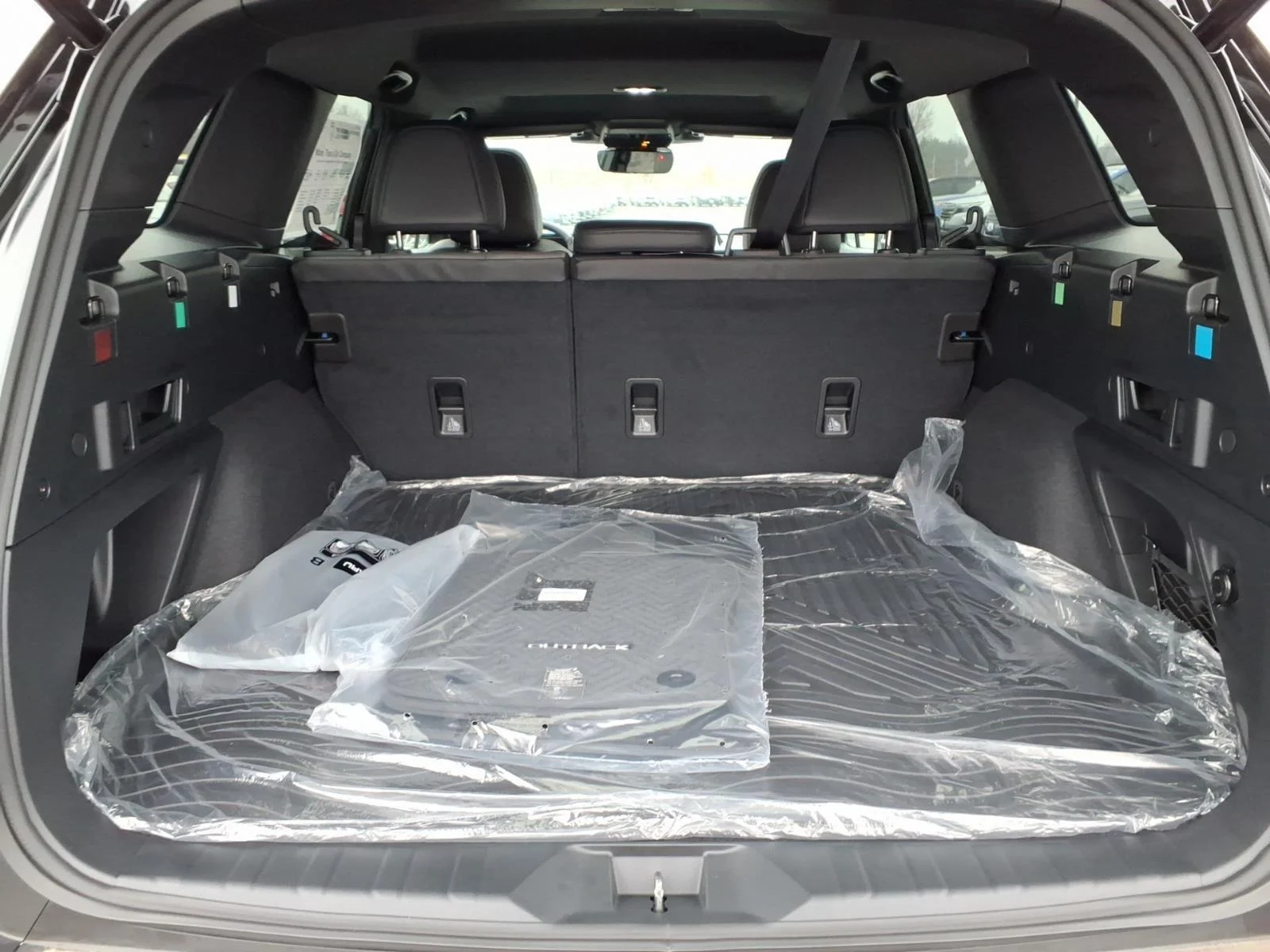 2026 Subaru Outback Premium - Photo 18