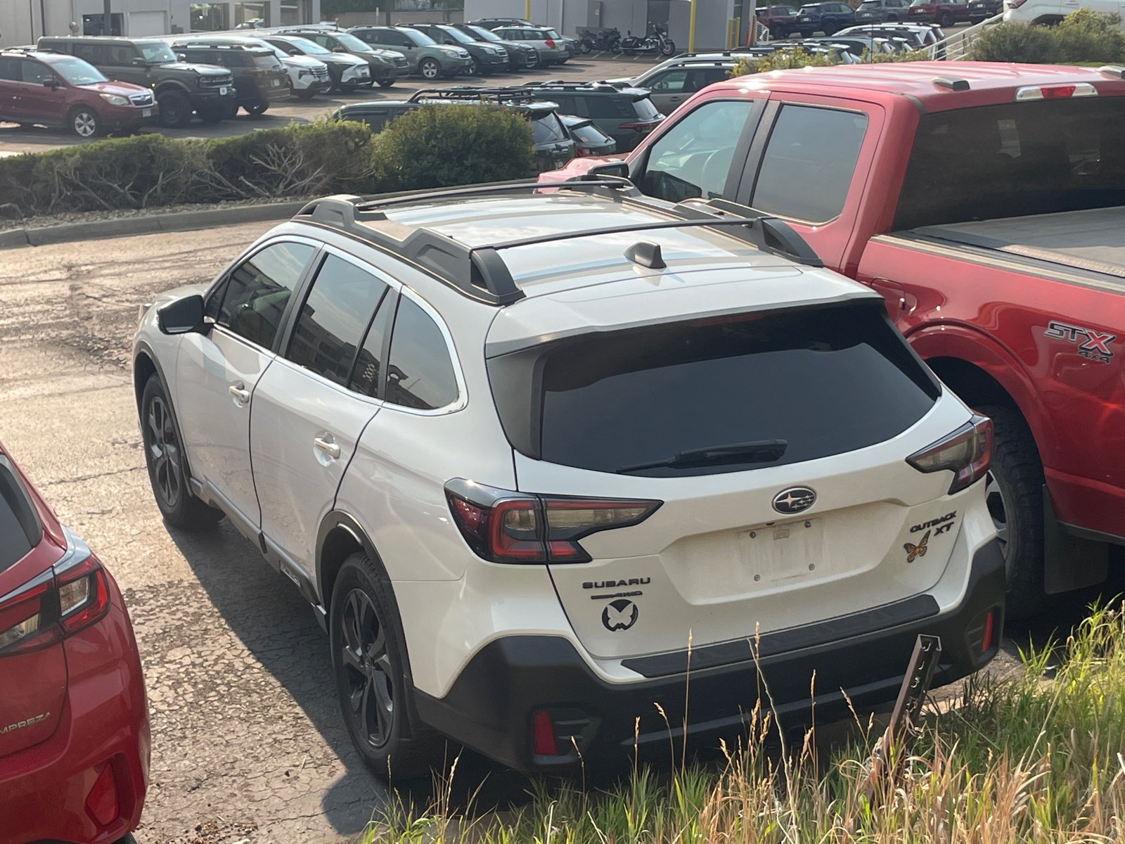 Used 2020 Crystal White Pearl Subaru Onyx Edition XT image 3
