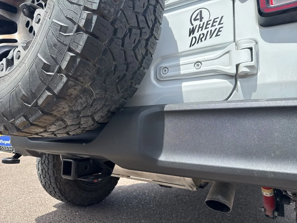 Used 2022 White Jeep Unlimited Willys image 14