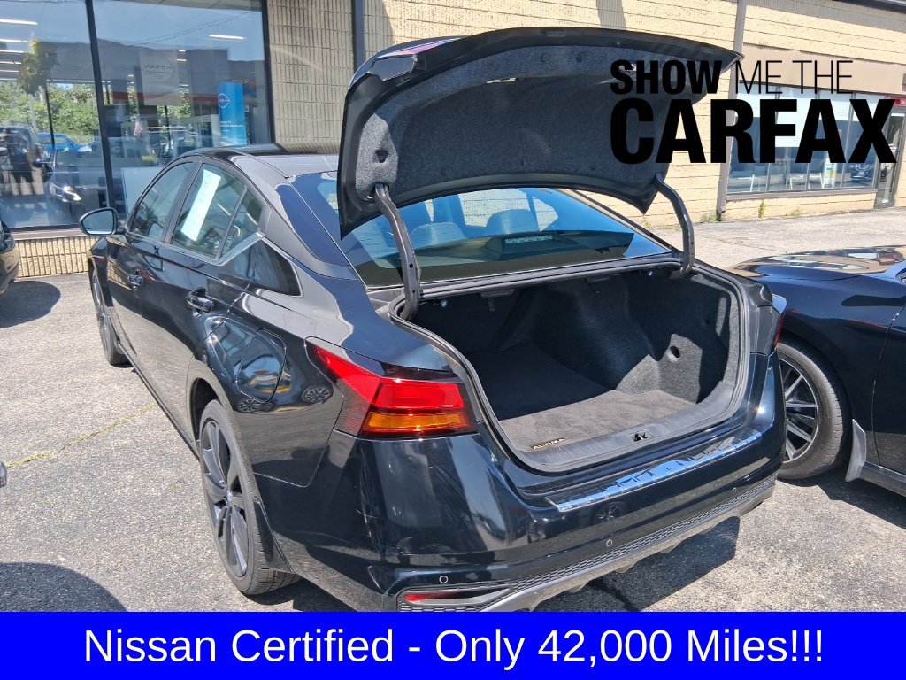 Used 2022 Black Nissan 2.5 SR image 15