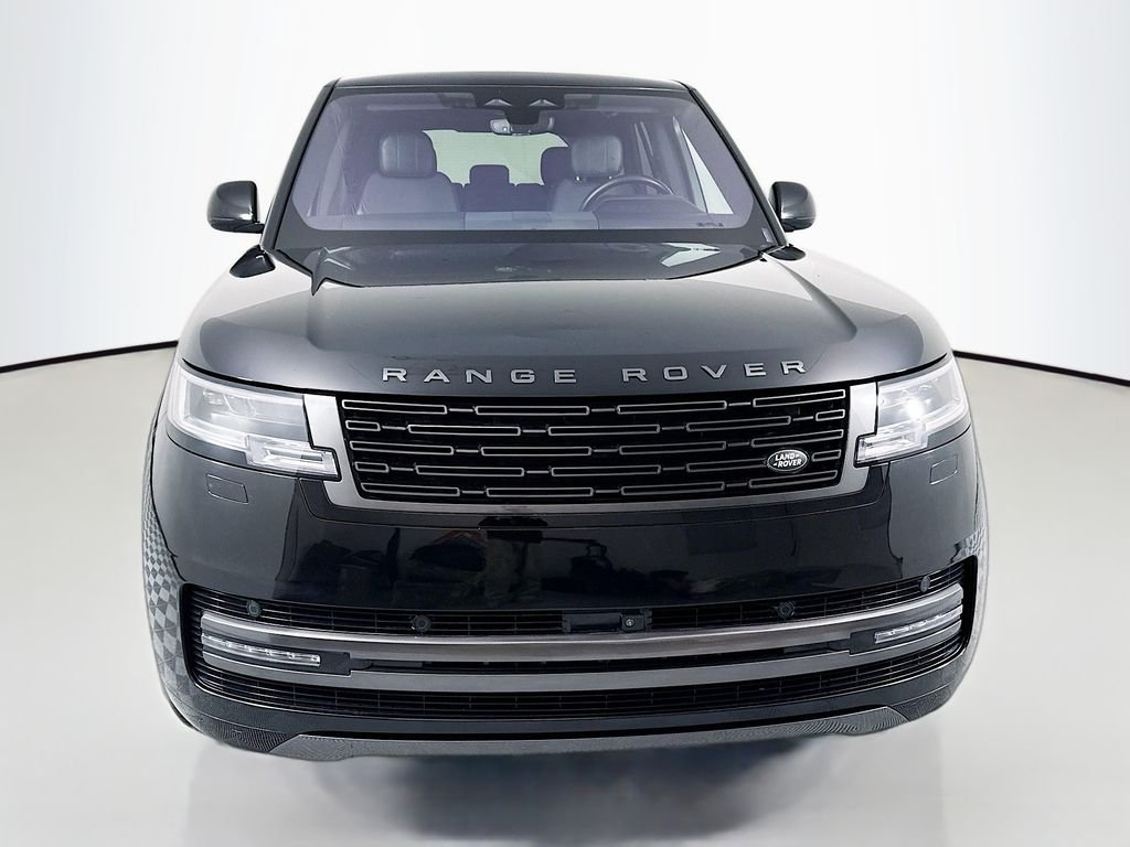 Certified Used 2023 Black Land Rover SE image 6