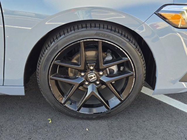 Used 2024  Honda Sport image 6