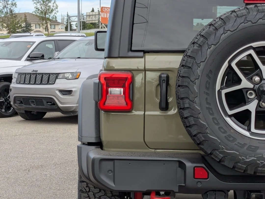 New 2025 41 Jeep Rubicon - - 4x4 - Convenience Group - Heated Seats & Steering - Safety Group - A/T Tires & More! image 10