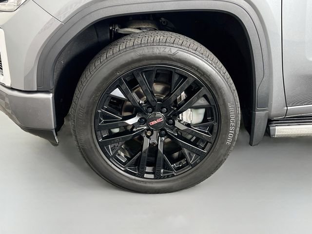 Used 2020 Gray GMC Denali image 30