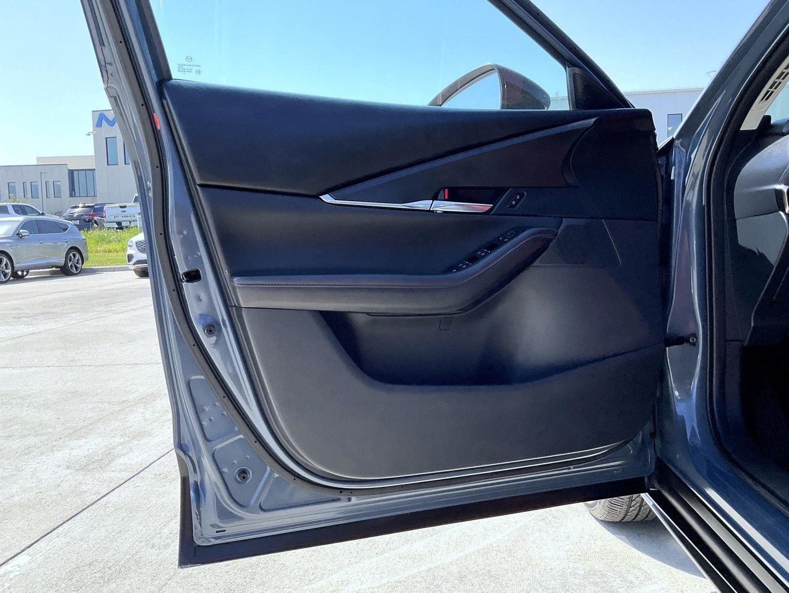 Used 2025 Gray Mazda 2.5 S Carbon Edition image 9