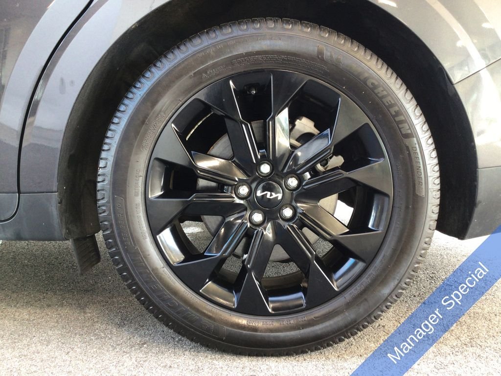 Used 2023 Gray Kia SX Prestige image 19