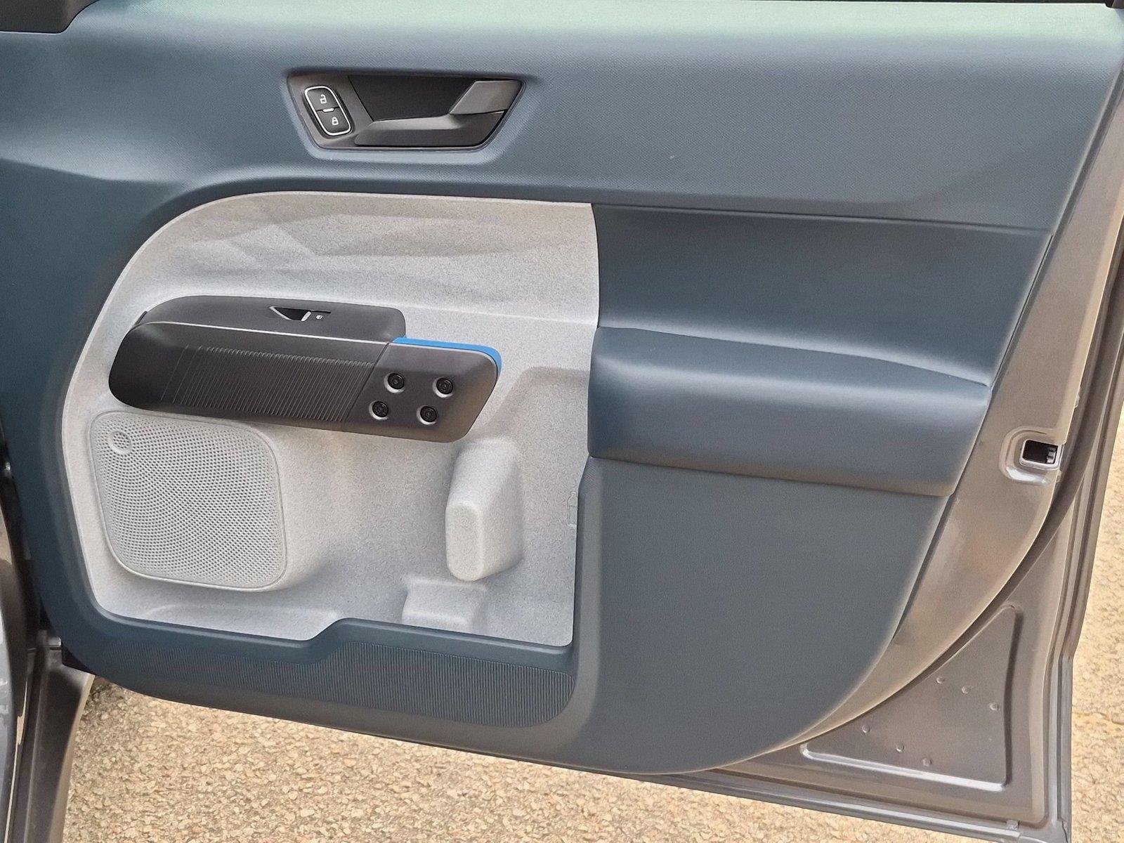 New 2026 Carbonized Gray Metallic Ford XLT image 33