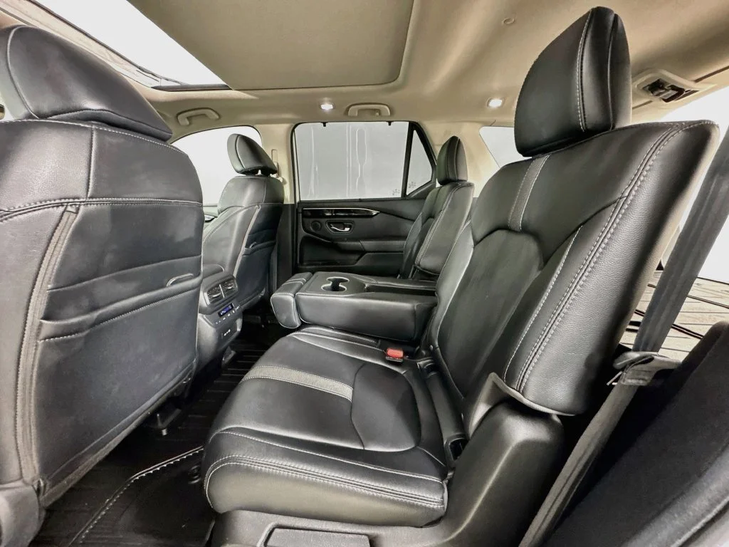 Certified Used 2024 Platinum White Pearl Honda Touring image 33