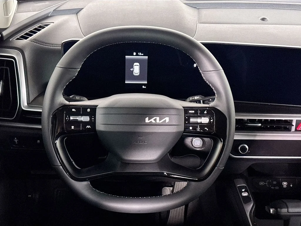 New 2026 Ivory Silver Kia S image 13