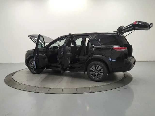 Used 2025 Black Nissan S image 12