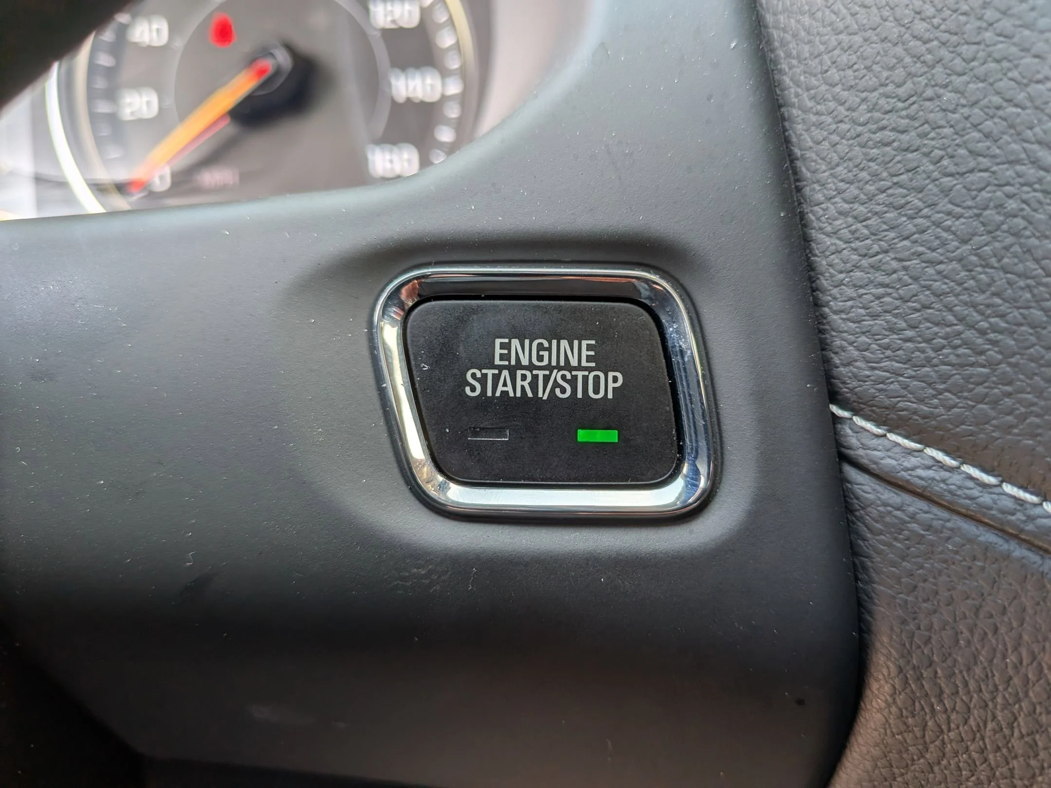 Used 2023 Sterling Metallic GMC SLE image 16