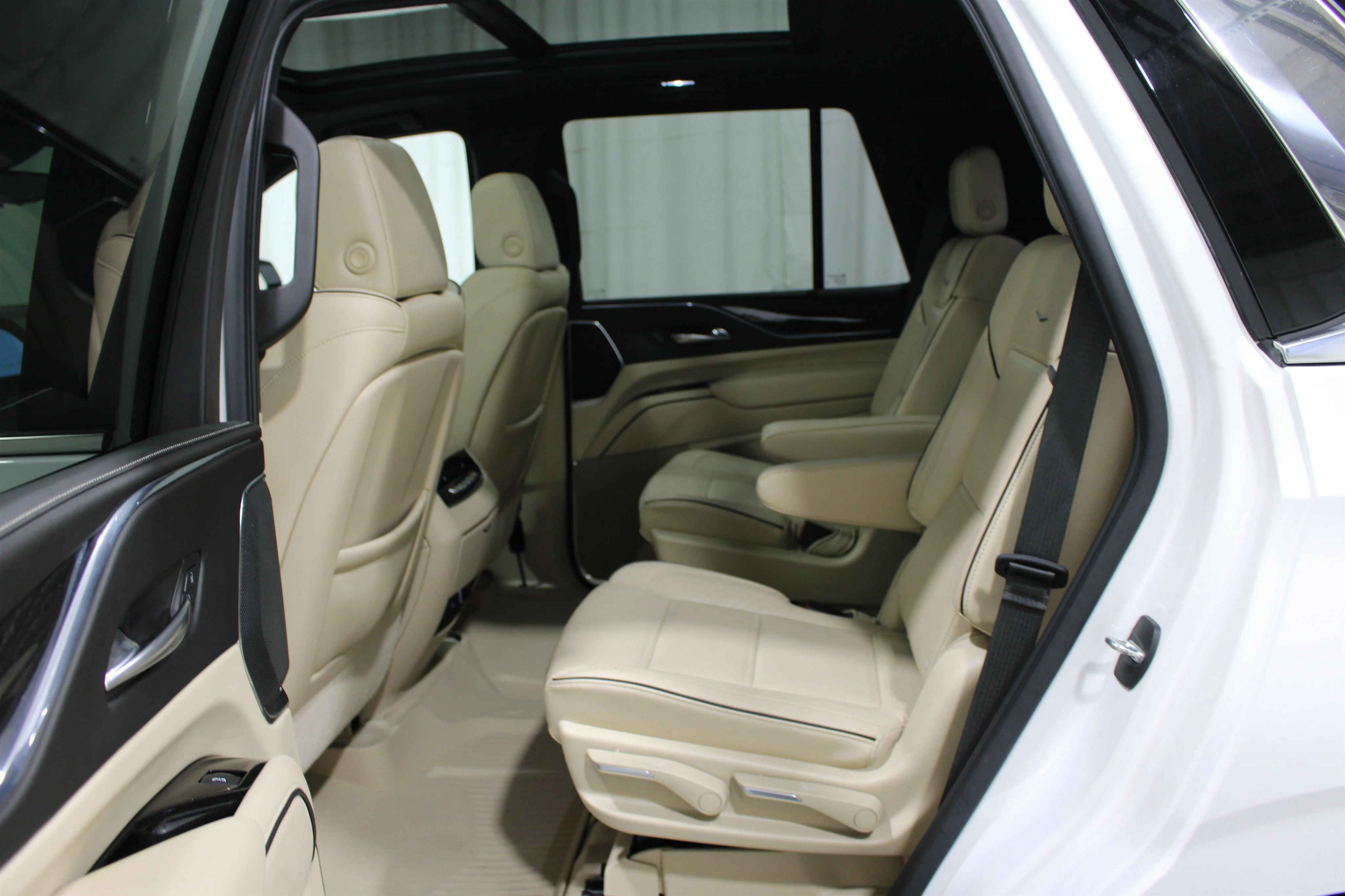 2021 Cadillac Escalade Premium Luxury - Photo 24