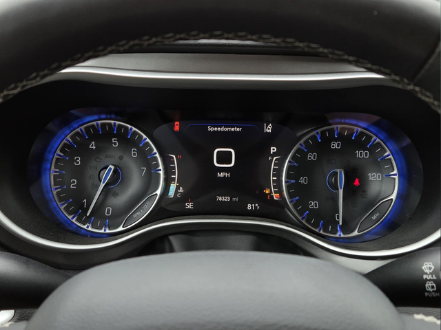 Used 2024 Red Chrysler Touring L image 16