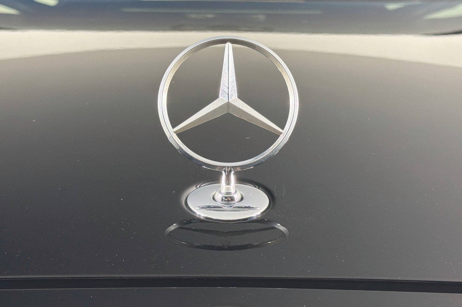 Certified Used 2022 Black Mercedes-Benz S 580 image 15