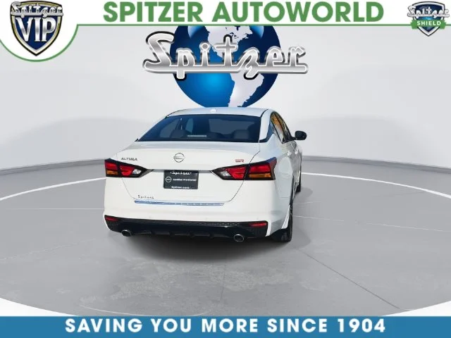 Used 2023 White Nissan 2.5 SR image 14