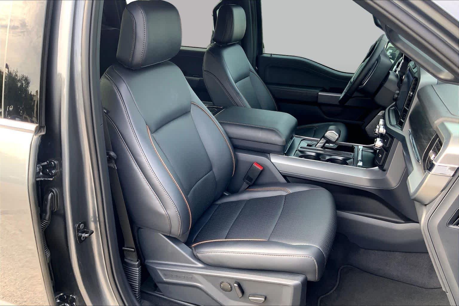 Used 2026 Carbonized Gray Metallic Ford LARIAT image 9