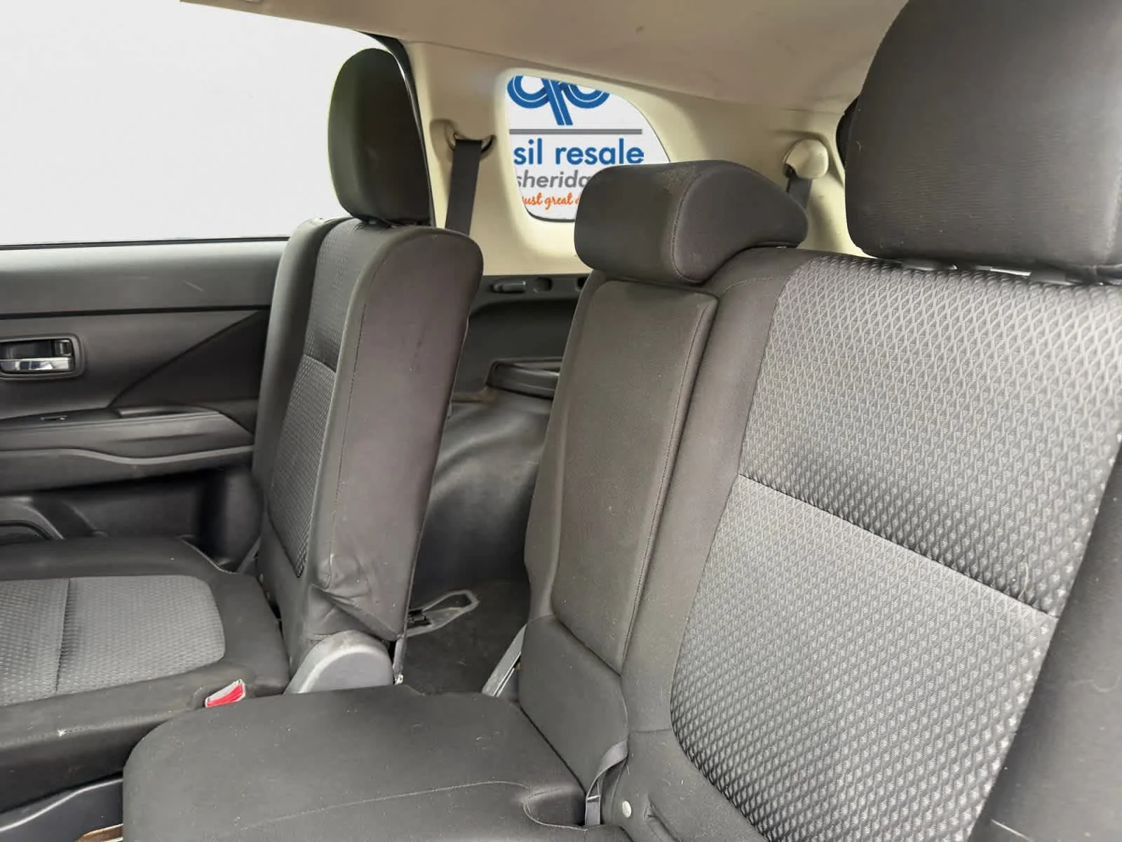 Used 2017 Labrador Black Pearl Mitsubishi ES image 22