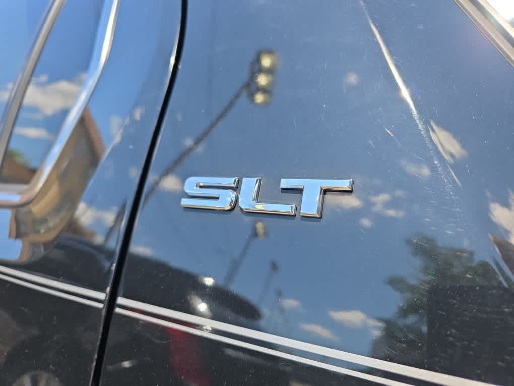 Used 2015 Onyx Black GMC SLT image 6