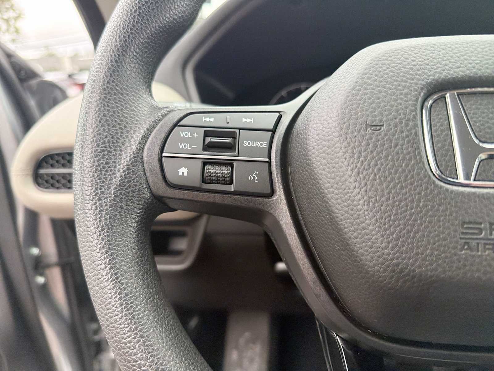 Used 2024 Lunar Silver Metallic Honda LX image 24