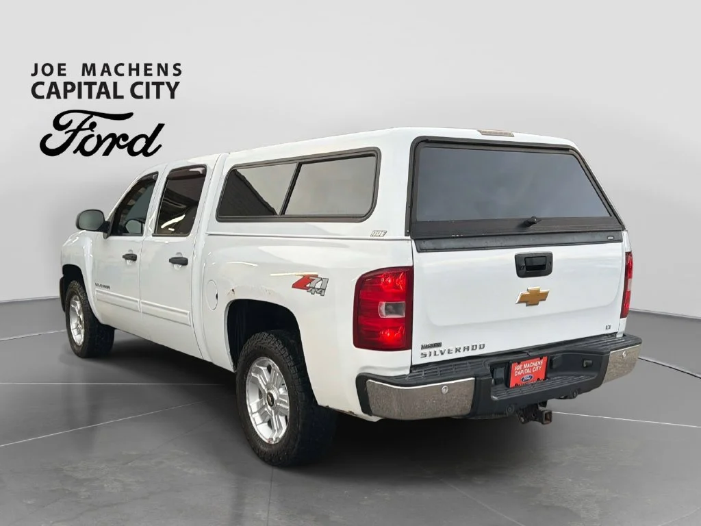 Used 2013 White Chevrolet LT image 8
