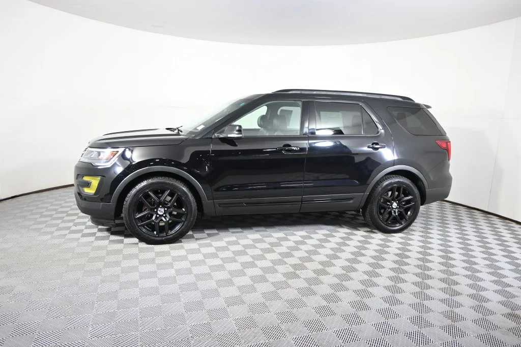 Used 2017 Ford Explorer Sport with VIN 1FM5K8GT6HGA49538 for sale in Forest Lake, Minnesota
