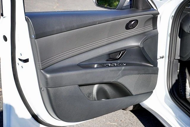 Used 2026 White Hyundai SEL Sport image 20