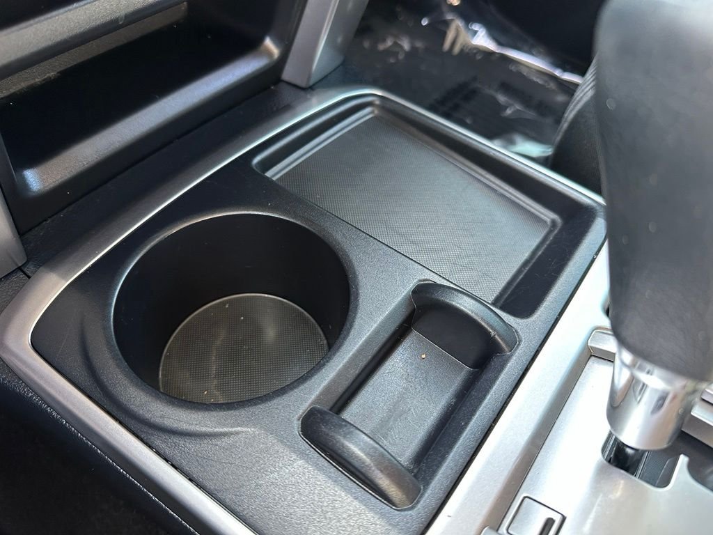 Used 2024  Toyota SR5 image 7