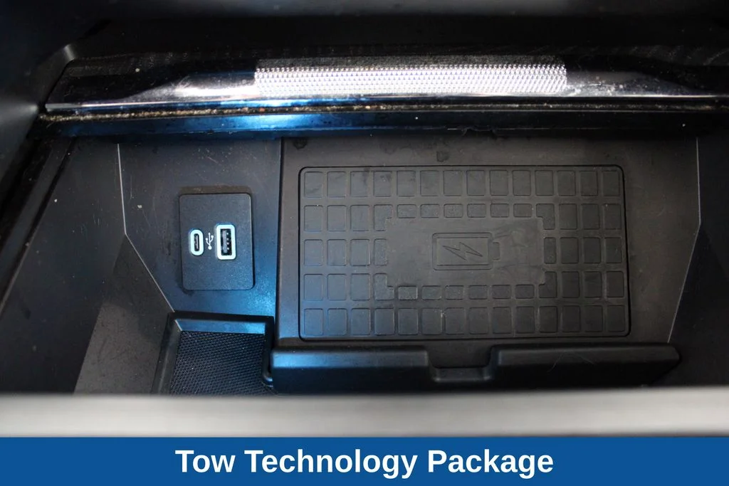 Used 2021 Silver Ford Platinum image 21