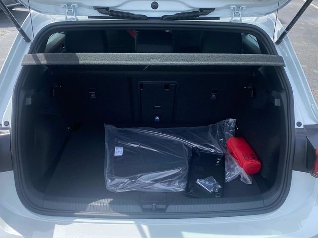 New 2026 White Volkswagen 2.0T S image 9