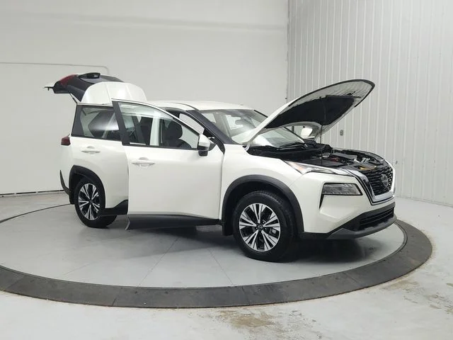 Used 2023 White Nissan SV image 10