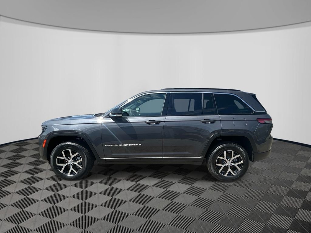 Used 2025 Gray Jeep Limited image 2
