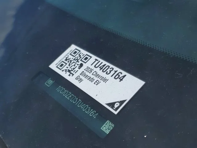 New 2026 Slate Gray Metallic Chevrolet LT - Extended Range image 30