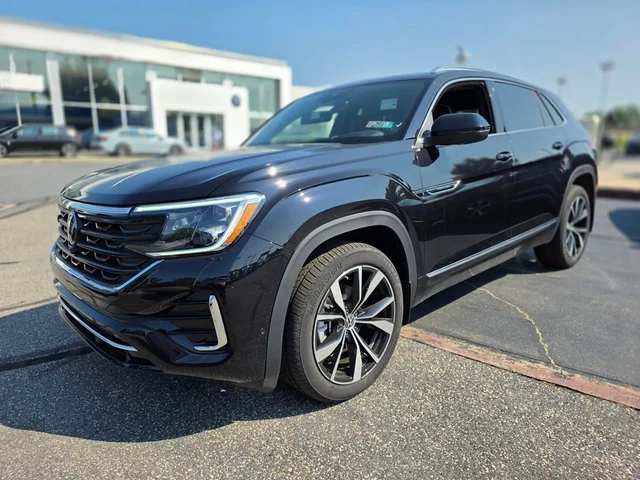 New 2026 Volkswagen Atlas Cross Sport 2.0T SEL Premium R-Line 4D