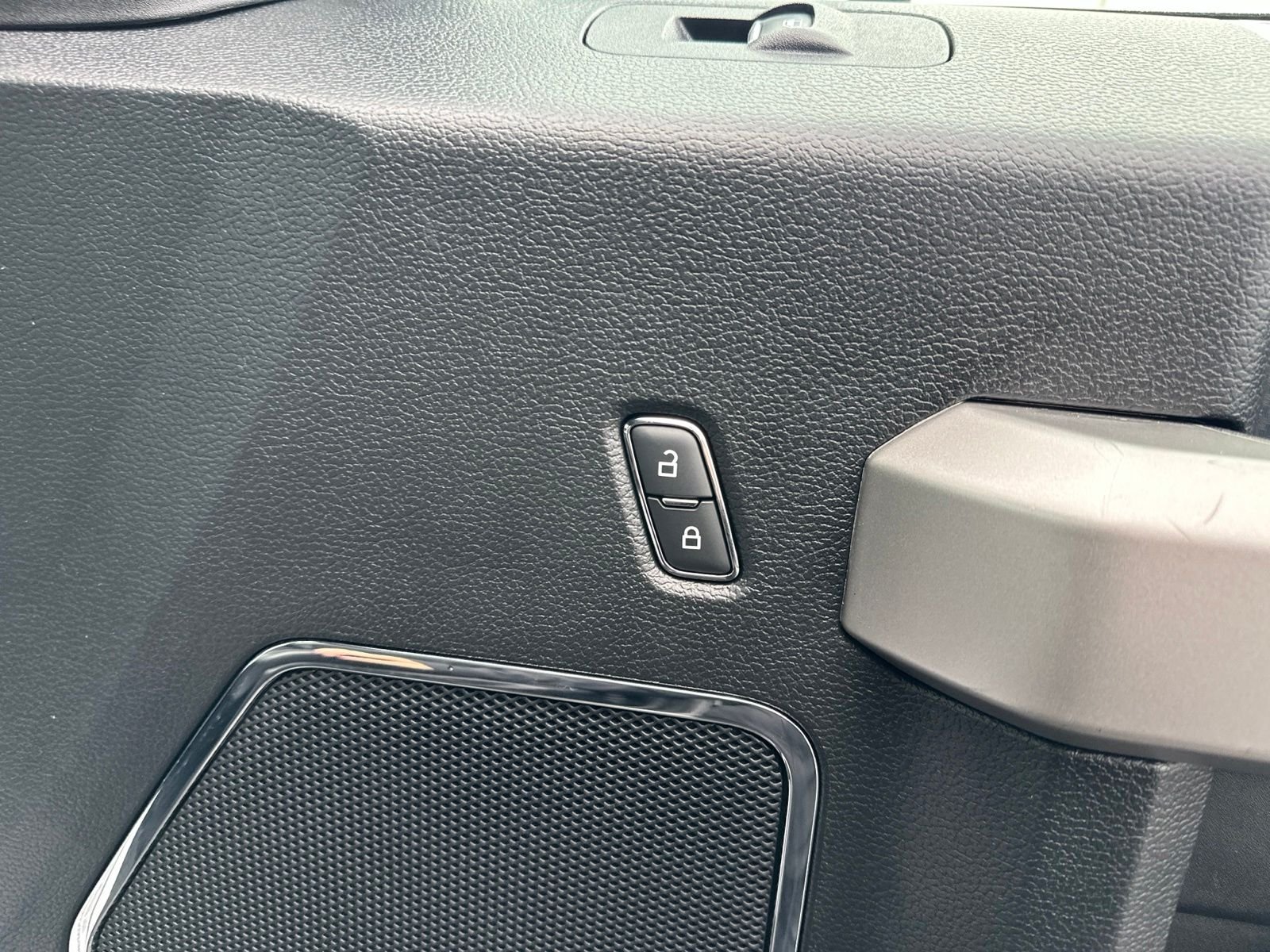 Used 2019 Gray Ford Lariat image 46