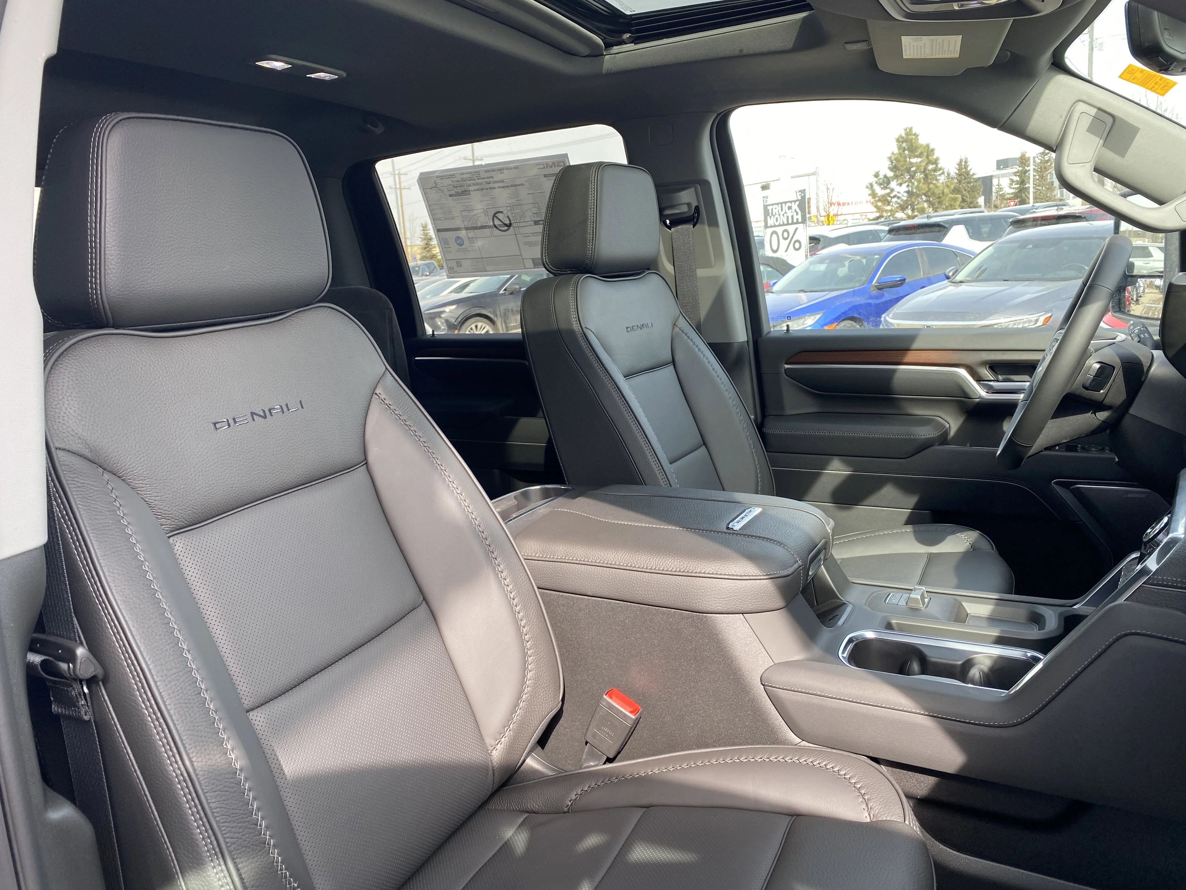 New 2026 GLACIER WHITE TRICOAT GMC Denali image 31