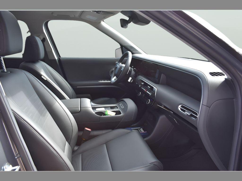 New 2026 Ecotronic Gray Pearl Hyundai Limited FWD image 15