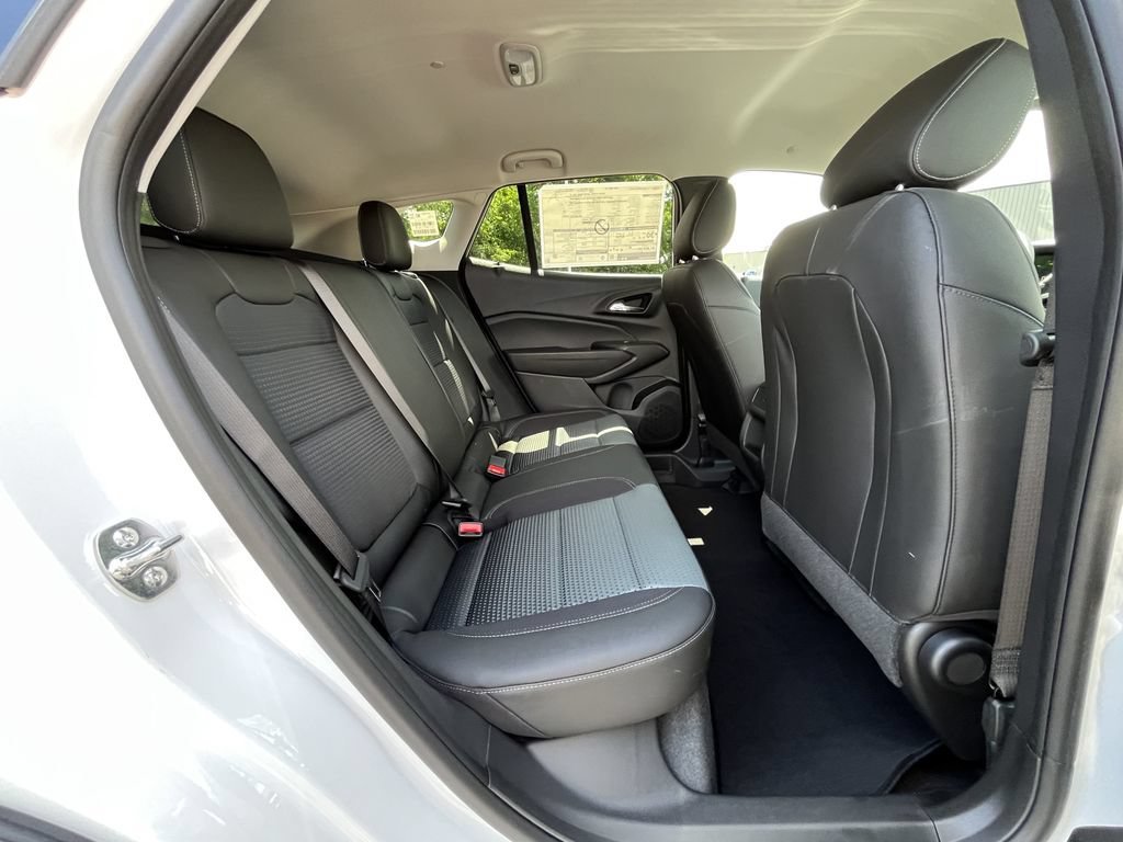 2026 Chevrolet Trax LT - Photo 17