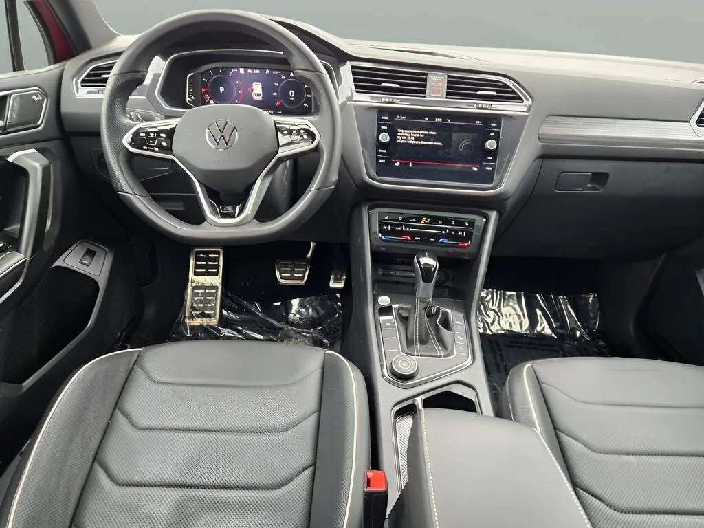2024 Volkswagen Tiguan SEL R-LINE - Photo 16