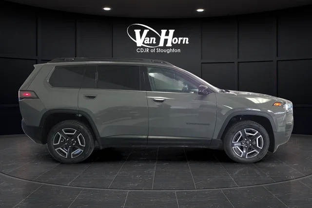 New 2026 Sting-Gray Clearcoat Jeep Laredo image 8