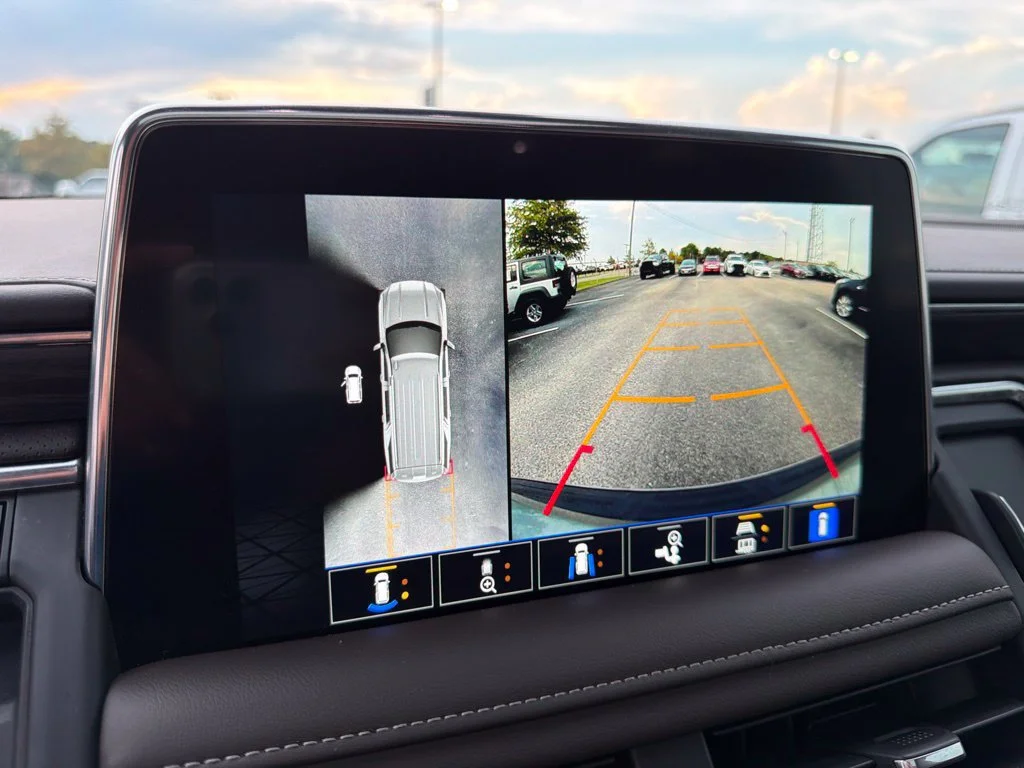 2023 GMC Yukon SLT - Photo 22