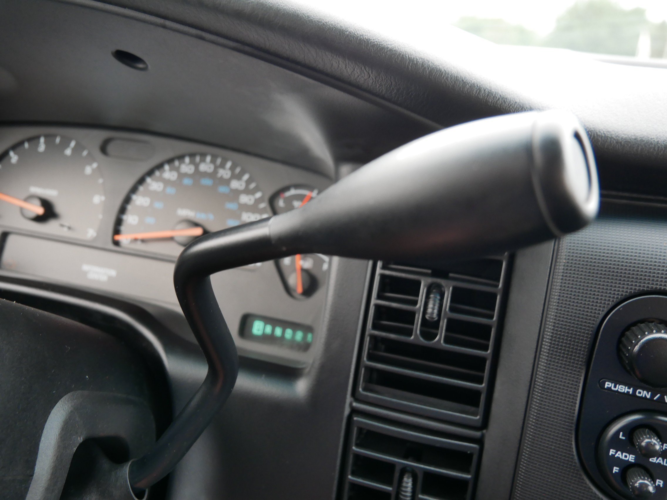 Used 2001 Blue Dodge SLT image 24