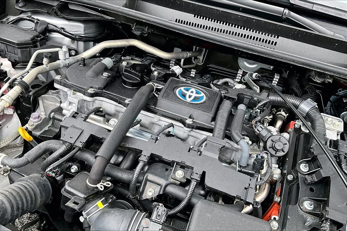 Used 2024 Silver Toyota Hybrid SE image 33