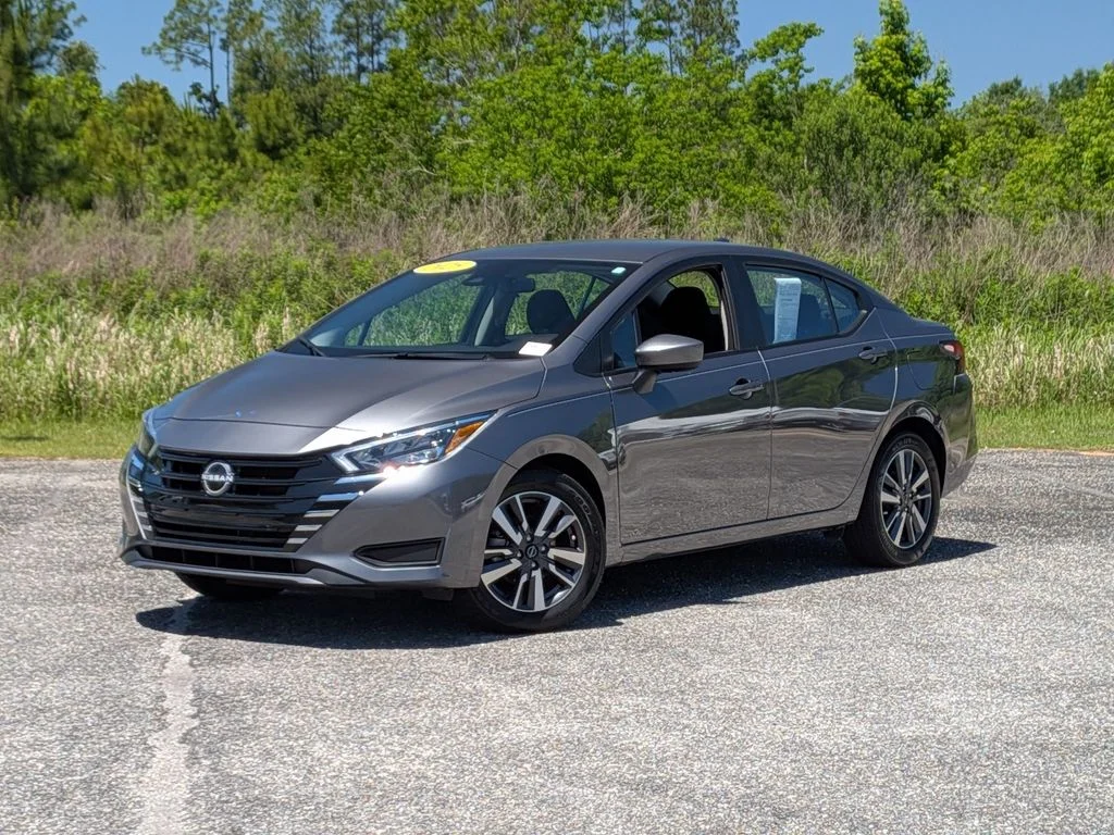 2025 Nissan Versa