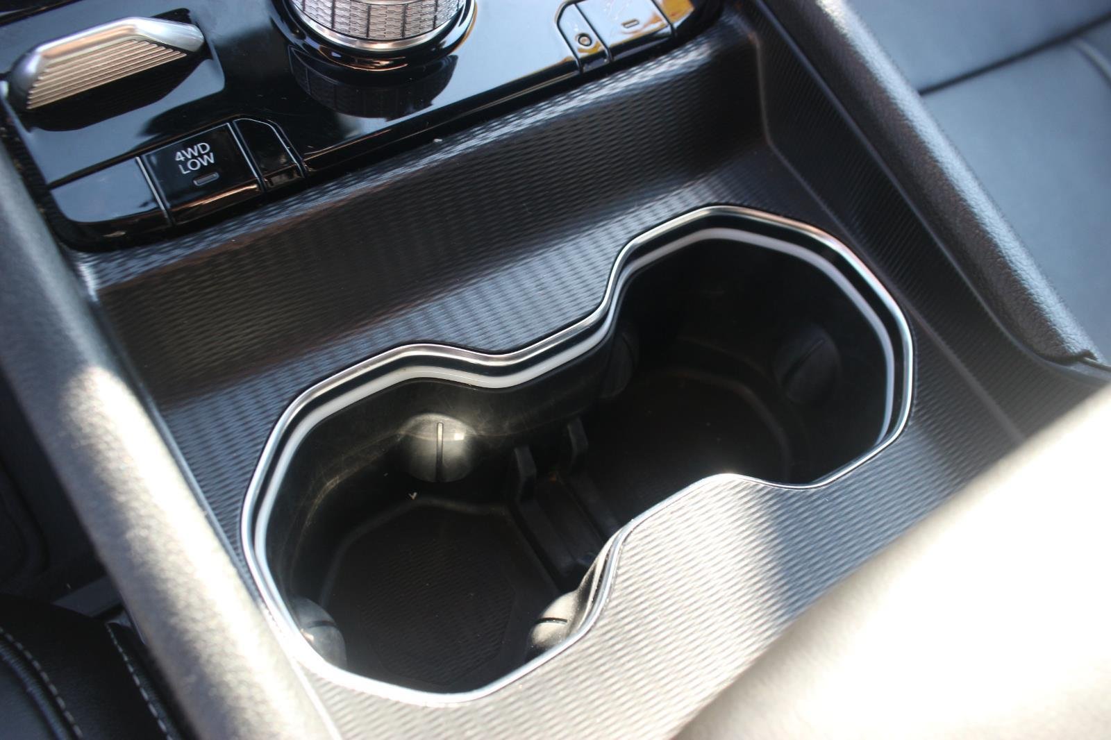 Used 2024 Grey Jeep 4x4 image 23